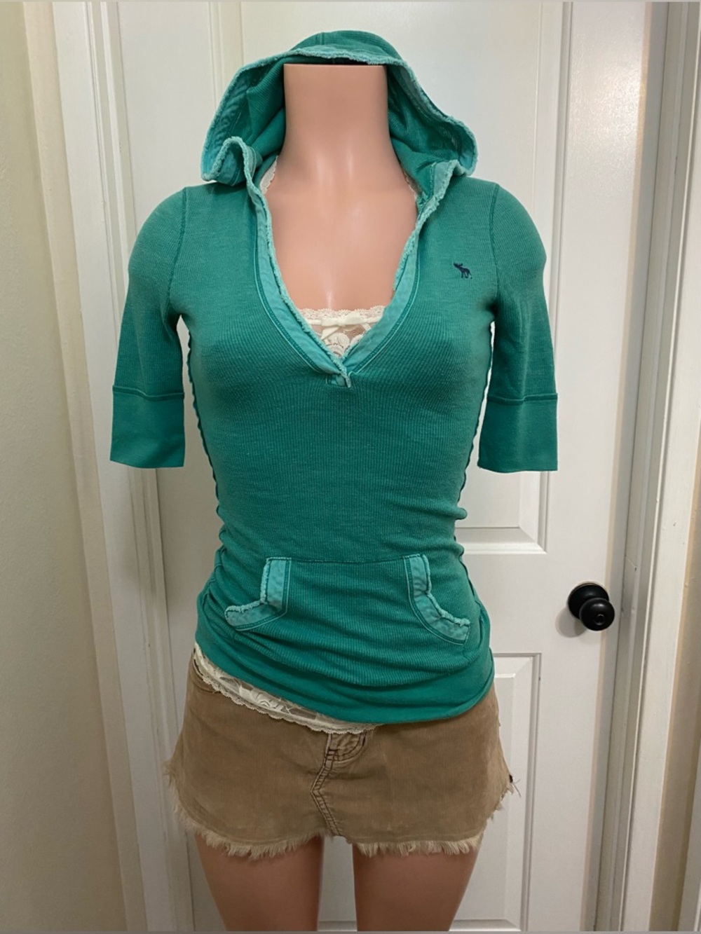 Y2k vintage Abercrombie green / teal hooded Henley